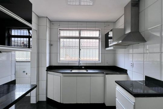 cozinha de apartamento à venda com 3 quartos, 77m² em Dona Clara, Belo Horizonte