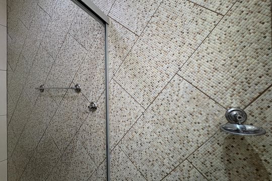 Casa 1 - Banheiro  de casa à venda com 4 quartos, 140m² em Chácara Inglesa, São Paulo