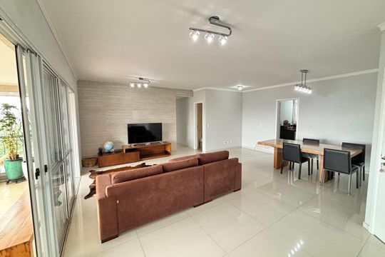 Apartamento para alugar com 3 quartos, 127m² em Jardim Independência (são Paulo), São Paulo