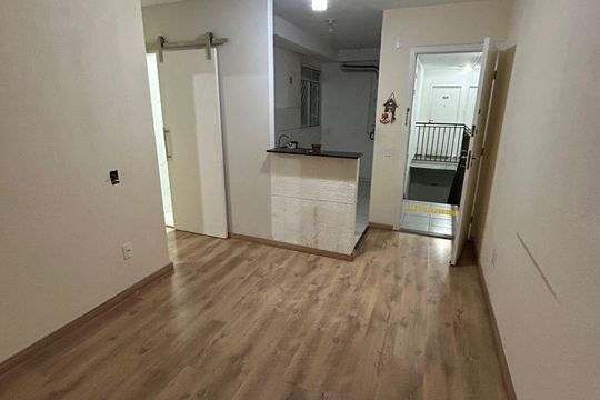Sala de apartamento para alugar com 2 quartos, 48m² em Madureira, Rio de Janeiro