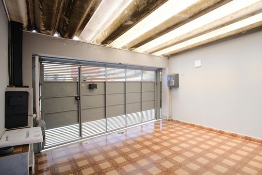 Garagem de casa para alugar com 3 quartos, 159m² em Vila Nova Savoia, São Paulo