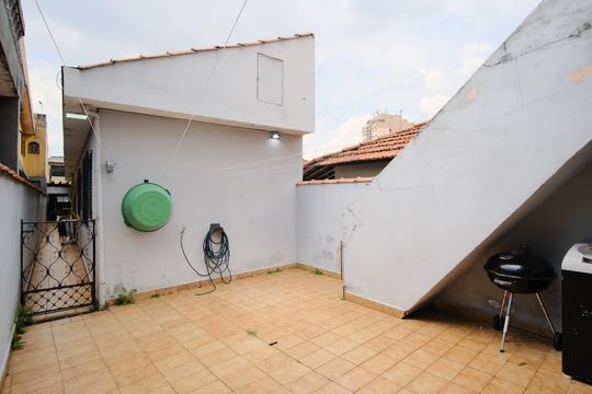 Quintal de casa para alugar com 3 quartos, 159m² em Vila Nova Savoia, São Paulo