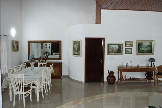 Casa de Condomínio para alugar com 3 quartos, 262m² em Jardim Indaia, Embu das Artes