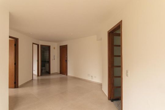 Sala de apartamento à venda com 3 quartos, 67m² em Bigorrilho, Curitiba
