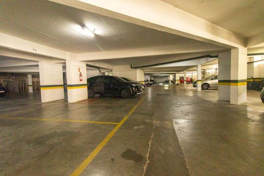 Garagem de apartamento à venda com 3 quartos, 67m² em Bigorrilho, Curitiba