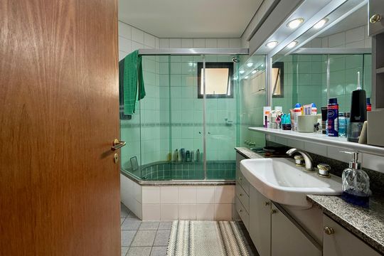 Apartamento à venda com 3 quartos, 155m² em Campo Belo, São Paulo