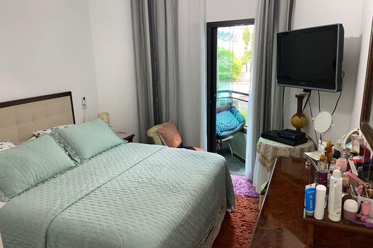 Quarto de apartamento à venda com 4 quartos, 230m² em Pacaembu, São Paulo
