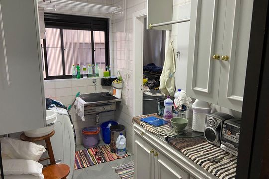 Cozinha de apartamento à venda com 4 quartos, 230m² em Pacaembu, São Paulo