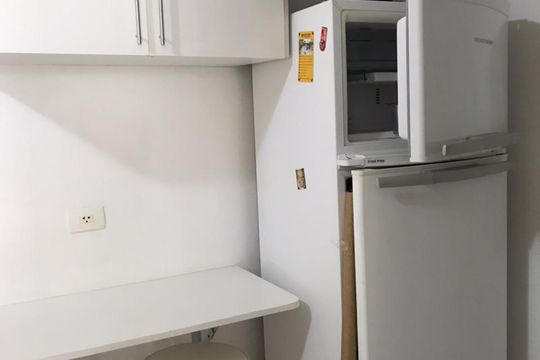 Cozinha de apartamento à venda com 1 quarto, 27m² em Brooklin Novo, São Paulo