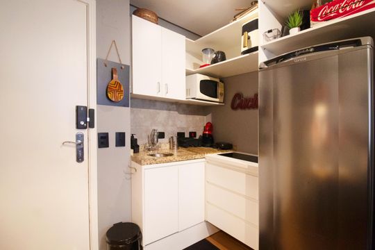 Cozinha de apartamento para alugar com 1 quarto, 27m² em Jardim Paulista, São Paulo