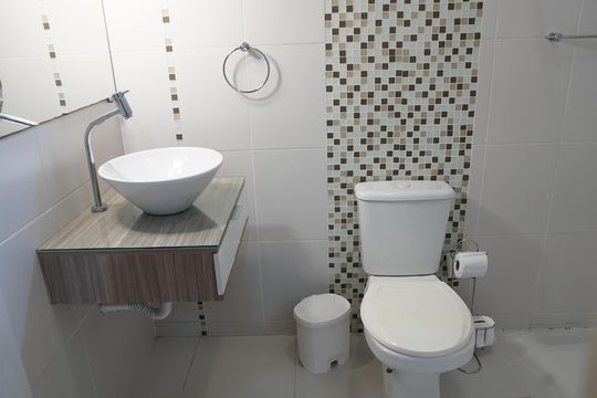Banheiro de casa para alugar com 6 quartos, 175m² em Jardim Maia, Guarulhos