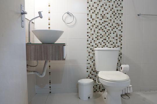 Banheiro de casa para alugar com 6 quartos, 175m² em Jardim Maia, Guarulhos