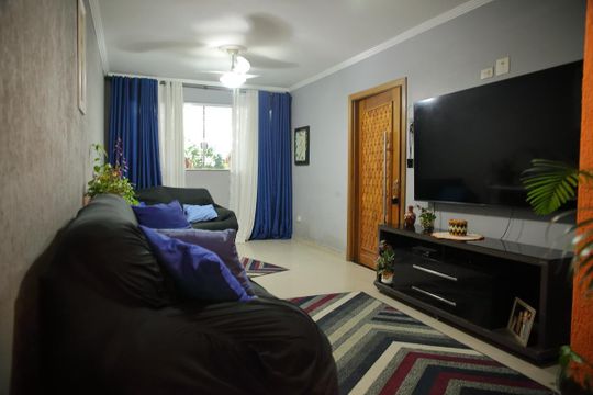 Sala de casa à venda com 3 quartos, 220m² em Alves Dias, São Bernardo do Campo