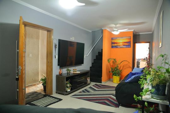 Sala de casa à venda com 3 quartos, 220m² em Alves Dias, São Bernardo do Campo