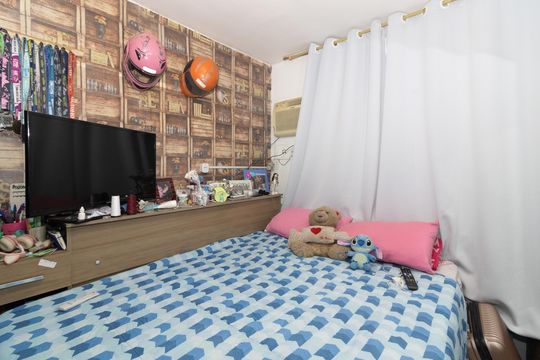 Quarto 2 de apartamento para alugar com 2 quartos, 46m² em Padre Miguel, Rio de Janeiro