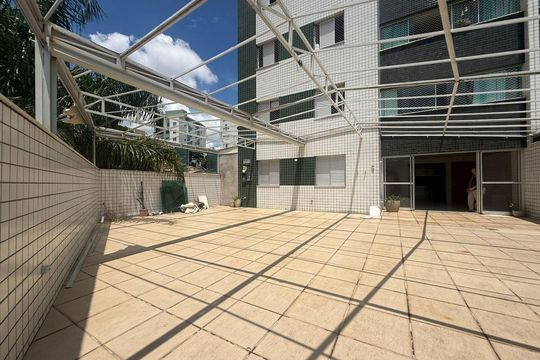 Apartamento à venda com 3 quartos, 197m² em Pampulha, Belo Horizonte