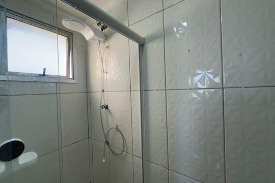 Banheiro de apartamento para alugar com 2 quartos, 63m² em Jardim Paraiso, Barueri