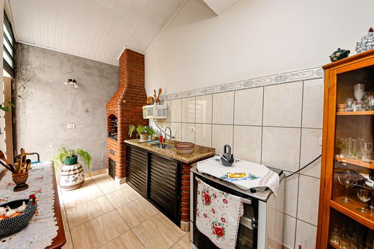 Casa à venda com 4 quartos, 193m² em Parque Independencia, São Paulo