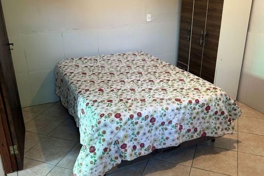 Quarto de casa para alugar com 1 quarto, 55m² em Ratones, Florianópolis