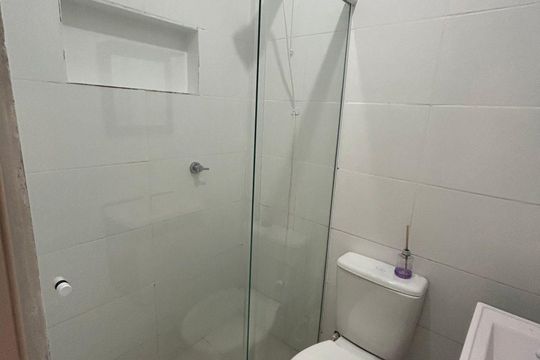 Banheiro de casa para alugar com 1 quarto, 55m² em Ratones, Florianópolis
