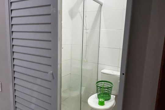 Banheiro de casa para alugar com 1 quarto, 55m² em Ratones, Florianópolis