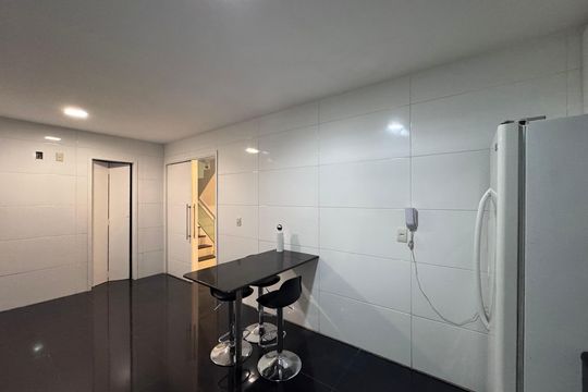 Cozinha de casa de condomínio para alugar com 4 quartos, 280m² em Vargem Grande, Rio de Janeiro