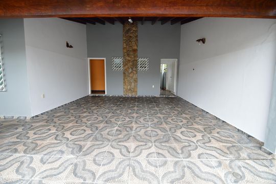 Garagem de casa à venda com 3 quartos, 200m² em Parque Ceasa, Campinas