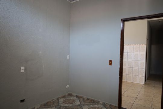Casa à venda com 1 quarto, 60m² em Jardim Nizia, São Paulo