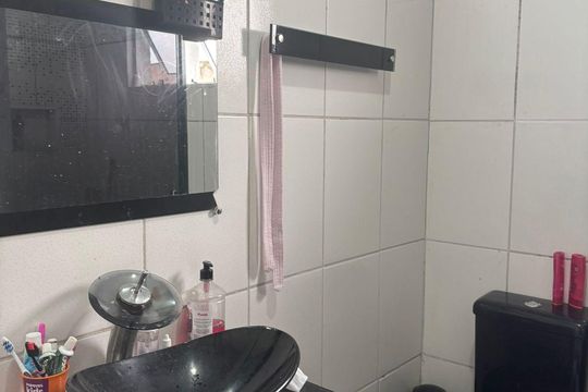 Banheiro de casa à venda com 2 quartos, 109m² em Chácara do Solar II (Fazendinha), Santana de Parnaíba