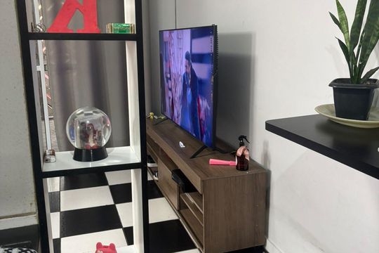 Sala de casa à venda com 2 quartos, 109m² em Chácara do Solar II (Fazendinha), Santana de Parnaíba