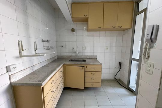 Cozinha de apartamento à venda com 3 quartos, 70m² em Butantã, São Paulo