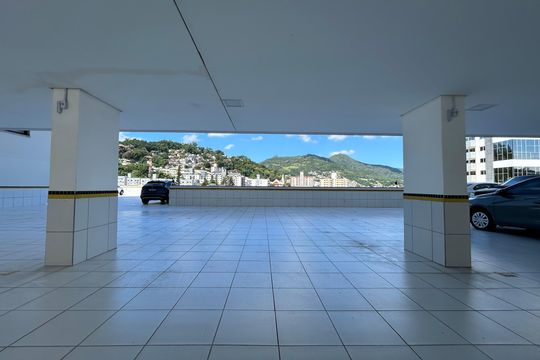Garagem de apartamento para alugar com 1 quarto, 40m² em Saco dos Limões, Florianópolis