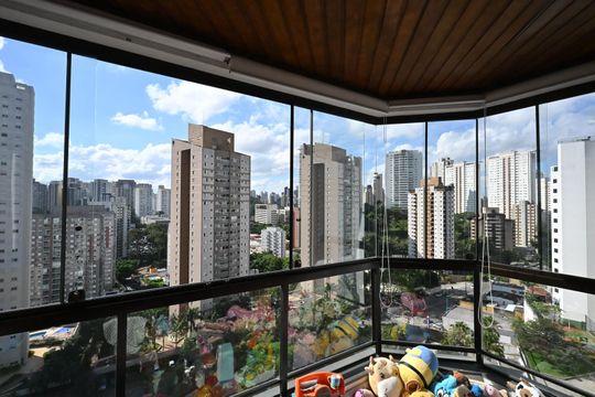 Varanda de apartamento à venda com 2 quartos, 100m² em Vila Andrade, São Paulo