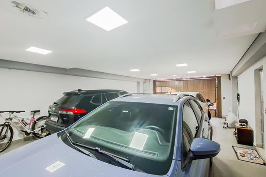 Garagem de casa para alugar com 4 quartos, 470m² em Vila Galvão, Guarulhos