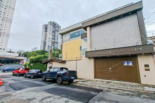 Fachada de casa para alugar com 4 quartos, 470m² em Vila Galvão, Guarulhos