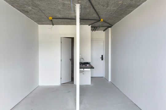 Cozinha de apartamento para alugar com 1 quarto, 30m² em Jardim Armação, Salvador