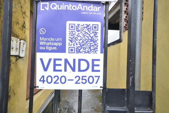 Placa de casa à venda com 5 quartos, 350m² em Jardim Modelo, São Paulo