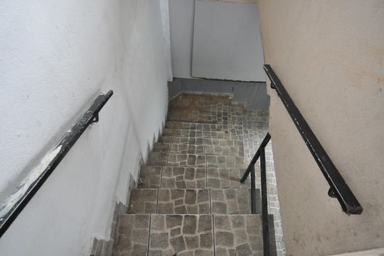 Escada de casa à venda com 5 quartos, 350m² em Jardim Modelo, São Paulo