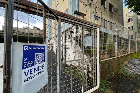 Plaquinha Instalada de apartamento à venda com 2 quartos, 44m² em Jaqueline, Belo Horizonte