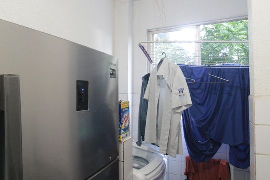 Cozinha e Área de Serviço de apartamento à venda com 2 quartos, 44m² em Jaqueline, Belo Horizonte