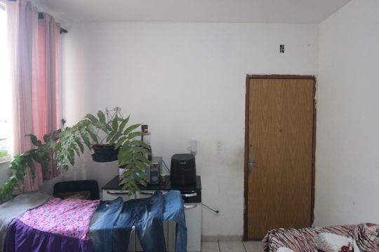 Sala de apartamento à venda com 2 quartos, 44m² em Jaqueline, Belo Horizonte
