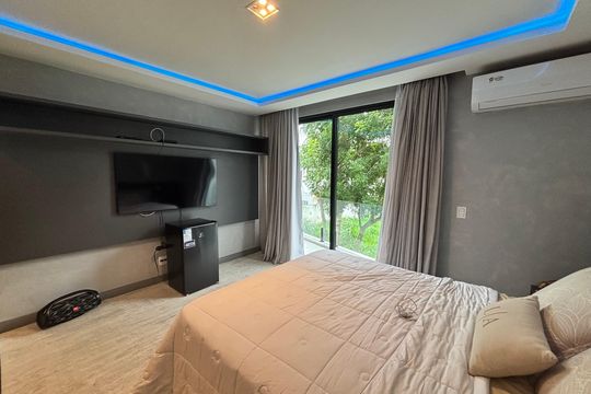 Quarto 3 de casa de condomínio à venda com 4 quartos, 433m² em Vargem Grande, Rio de Janeiro