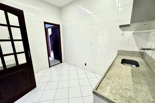 Cozinha de casa de condomínio à venda com 4 quartos, 120m² em Vargem Grande, Rio de Janeiro