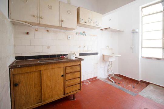 Cozinha de apartamento à venda com 1 quarto, 60m² em Vila Madalena, São Paulo