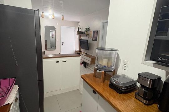 Cozinha de apartamento à venda com 2 quartos, 45m² em Estância Velha, Canoas