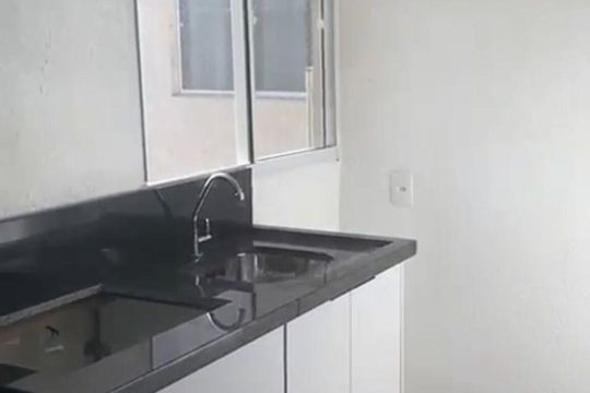 Cozinha  de apartamento à venda com 1 quarto, 40m² em Restinga, Porto Alegre