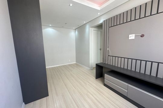 Sala de apartamento à venda com 2 quartos, 53m² em Centro, Barueri