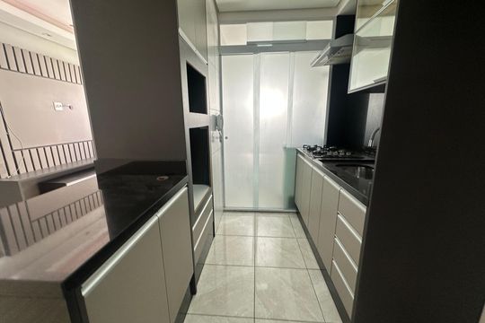 Cozinha de apartamento à venda com 2 quartos, 53m² em Centro, Barueri