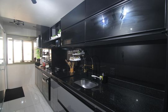 Cozinha de apartamento para alugar com 2 quartos, 149m² em Freguesia (jacarepaguá), Rio de Janeiro