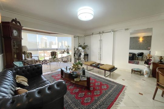 Apartamento para alugar com 3 quartos, 147m² em Santana, São Paulo